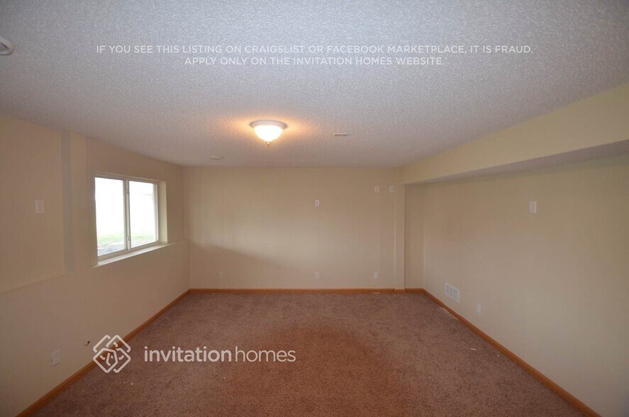 Building Photo - 3570 Kaiser Ct NE