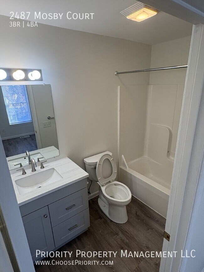 Building Photo - 2487 Mosby Ct