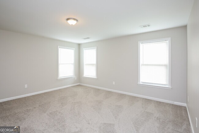 Building Photo - 248 Springs Crossing