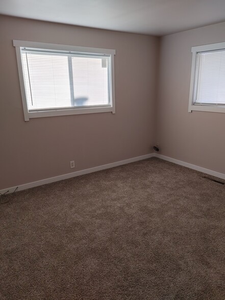 Bedroom 1 - 214 E 6Th Ave