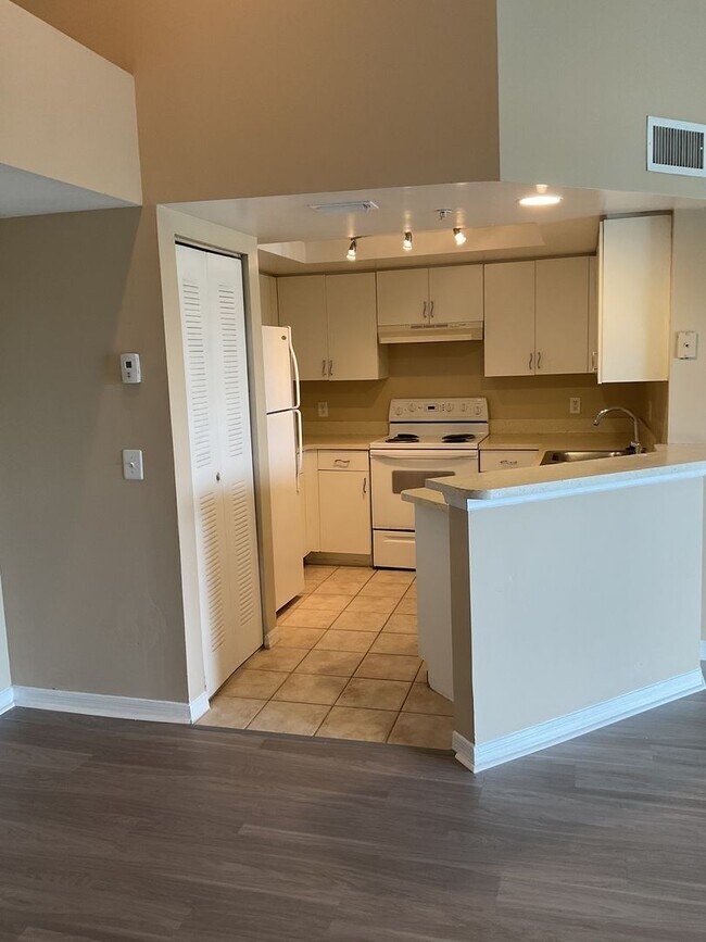 Building Photo - GRAND ISLES - ISLAMORADA