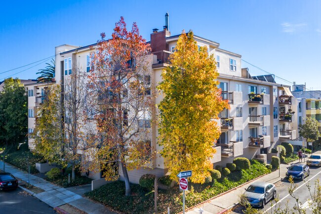 Building Photo - Bayo Vista Apartments