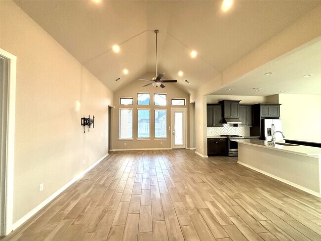 Building Photo - 5806 Pecos Ct