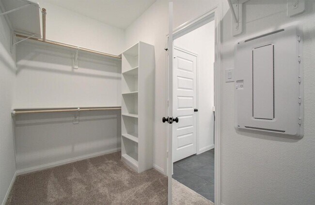 Building Photo - 7231 Yarrow Blossom Ct