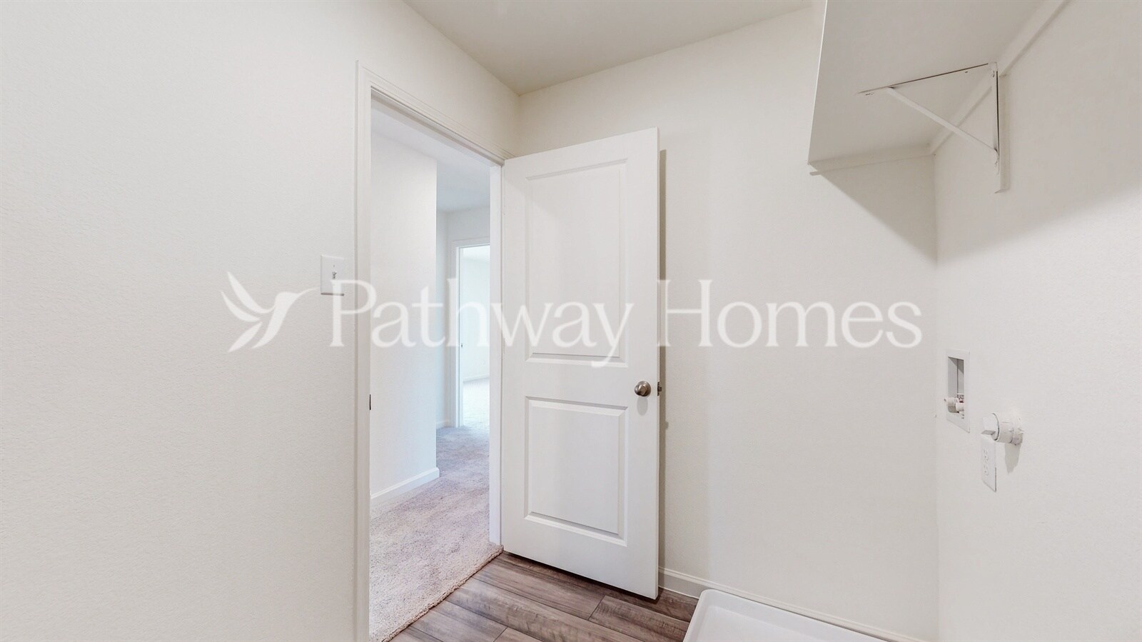 Building Photo - 8357 Hawkview Dr