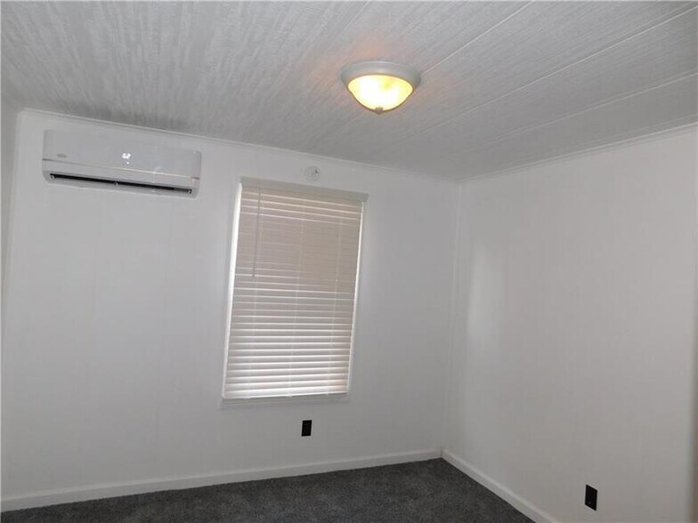 Building Photo - 517 Euclid Ave