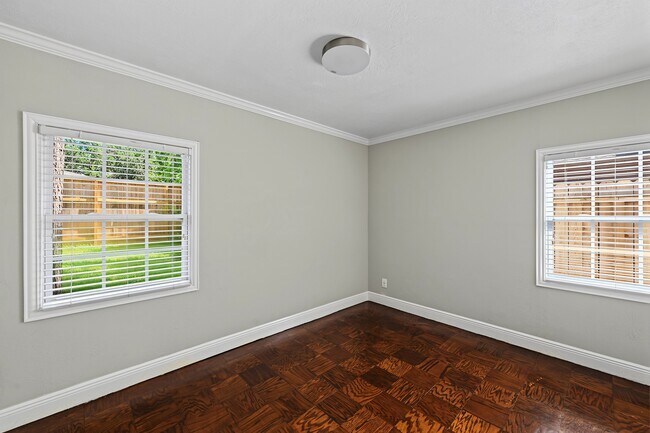 Building Photo - 5202 Nina Lee Ln