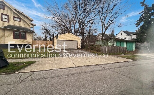 Building Photo - 15218 Shiloh Rd