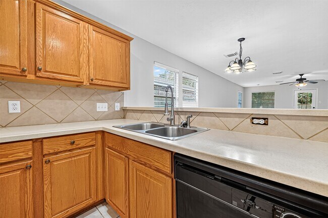 Building Photo - 11739 Edenstone Dr