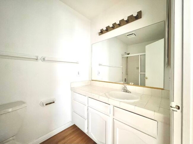 Building Photo - 4310 Sanderling Cir