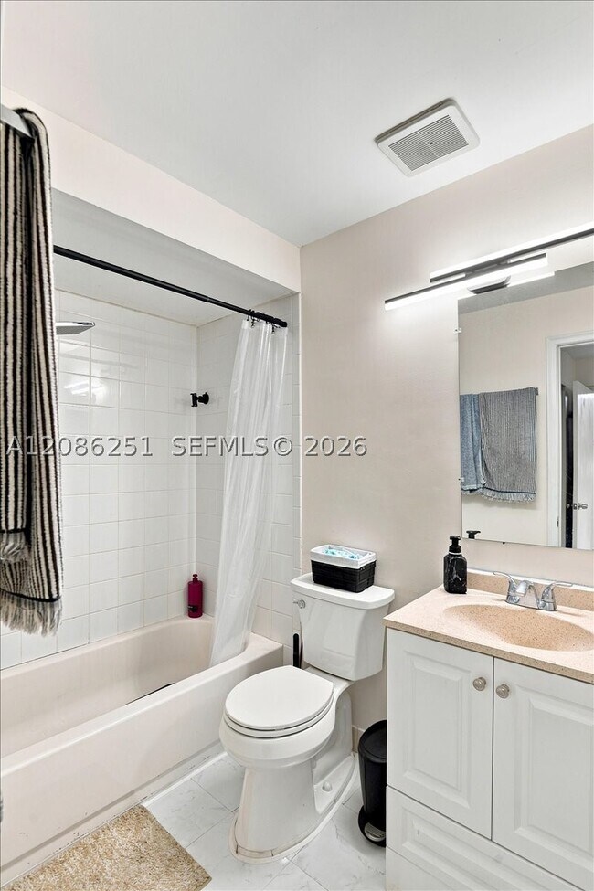 Building Photo - 6375 SW 136th Ct