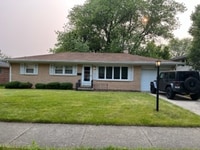 Building Photo - 106 S Bobby Ln