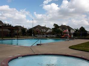 Building Photo - 7902 Fall Hollow Dr