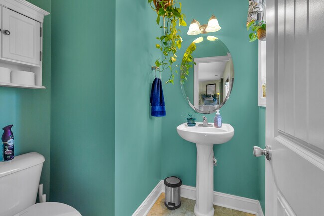 Building Photo - 112 Wild Oak Dr