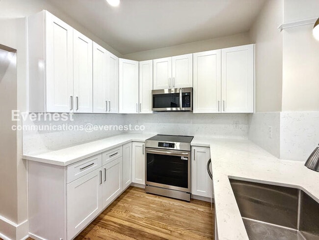 Building Photo - 412 W Roosevelt St