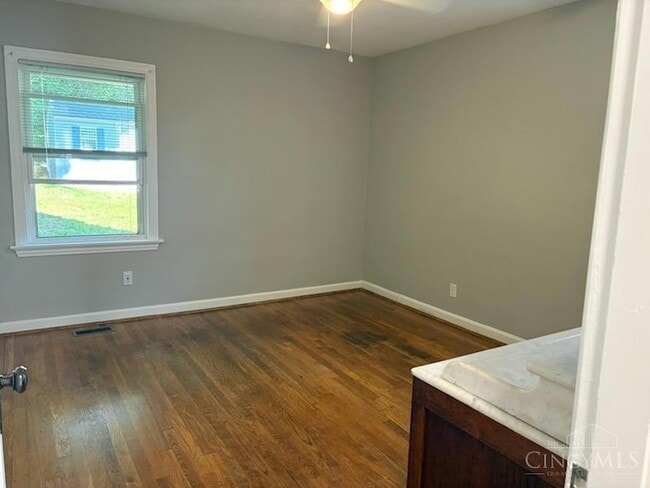 Building Photo - 4408 Grove Ave