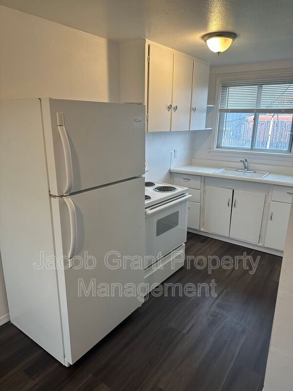 4719 Yellowstone Ave 4719 Yellowstone Ave Pocatello ID 83202