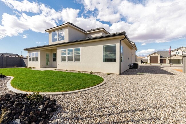 Building Photo - Brand new 2 Story with 4 beds and 2.5 baths plus Office