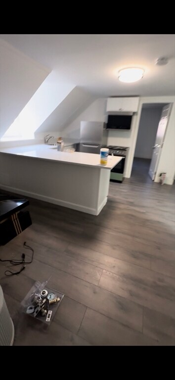 Building Photo - 100-102-102 Princeton St