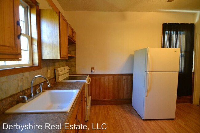 Building Photo - 3 br, 2 bath House - 1116 Bedford Avenue