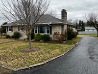 Building Photo - 207 Sunnyhill Dr