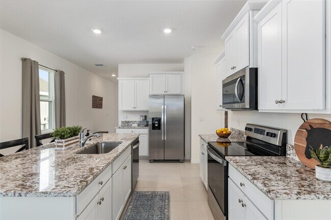 Building Photo - 3 Bedrooms | 2 Bathrooms | 2-Car Garage | Fully Fenced Yard