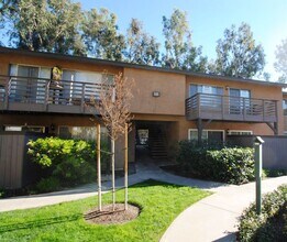Building Photo - 1480 W Lambert Rd