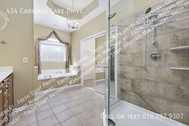 Building Photo - 414 Carriage Lake Dr