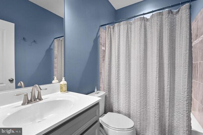 Building Photo - 458 Indigo Way