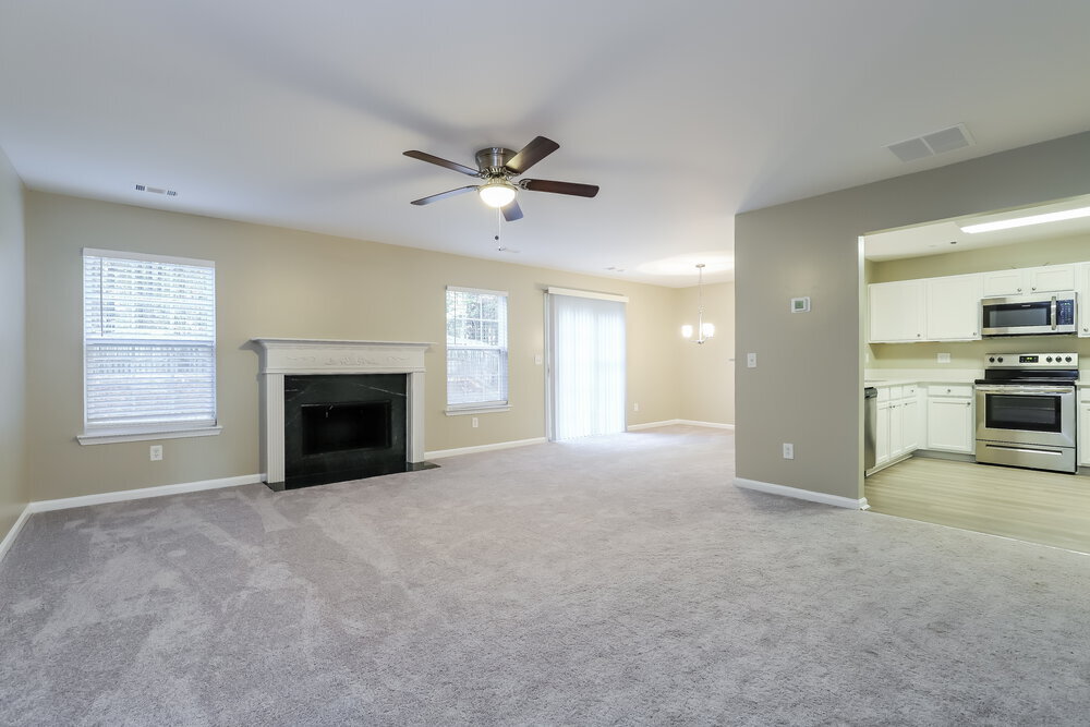 Building Photo - 2305 Mayfair Dr