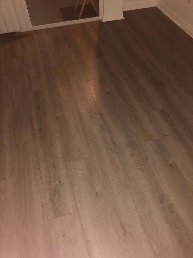 Building Photo - 8939 Latrec Ave