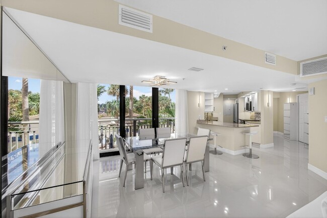 Building Photo - 3000 N Ocean Dr