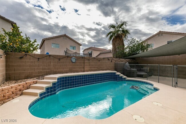 Building Photo - 6341 W Haleh Ave