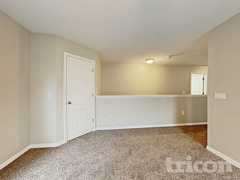 Building Photo - 1513 Lancashire Way