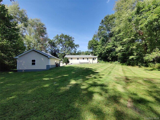 Building Photo - 102 Old Hopewell Rd