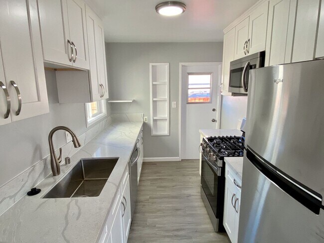 Building Photo - 4581-4585 32nd Street