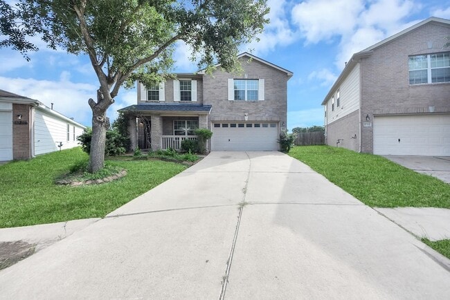 Building Photo - 15202 Lynford Crest Dr