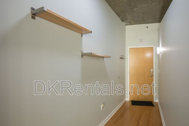 Building Photo - 943 Peachtree St NE