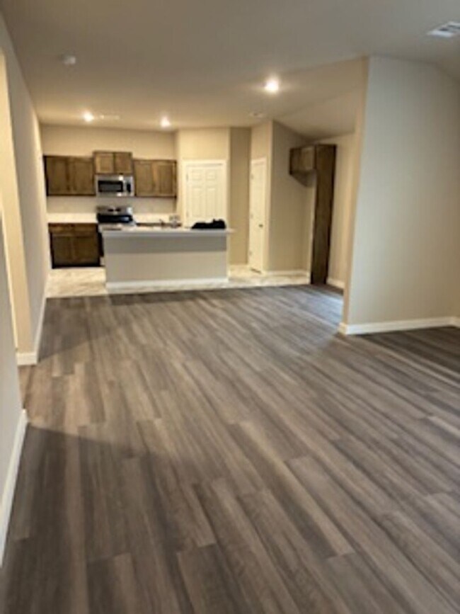 Building Photo - BRAND NEW HOME!  First month free!