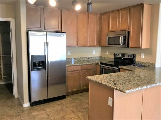 Building Photo - 20784 W Hamilton St