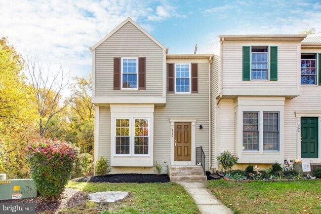 Building Photo - 3400 Oak W Dr