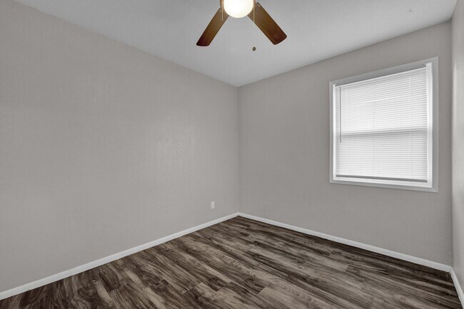Building Photo - 2814 Duncan Dr