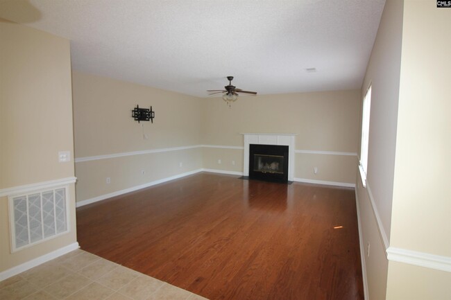 Building Photo - 540 Autumn Glen Rd