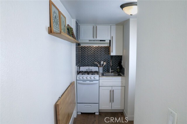 Building Photo - 160 Avenida Florencia