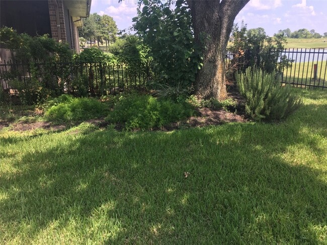 Building Photo - 10730 Sea Myrtle Dr