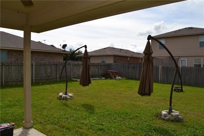 Building Photo - 13504 Coomer Path