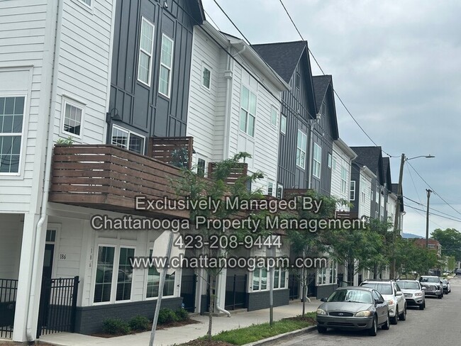 Building Photo - 1480 Chatt City Wy