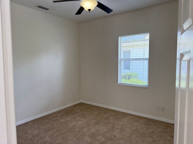 Building Photo - 4 Bedroom 3 Bath Single Family Home Laurel...