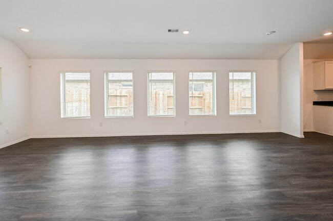 Building Photo - 5228 Pine Pass Dr
