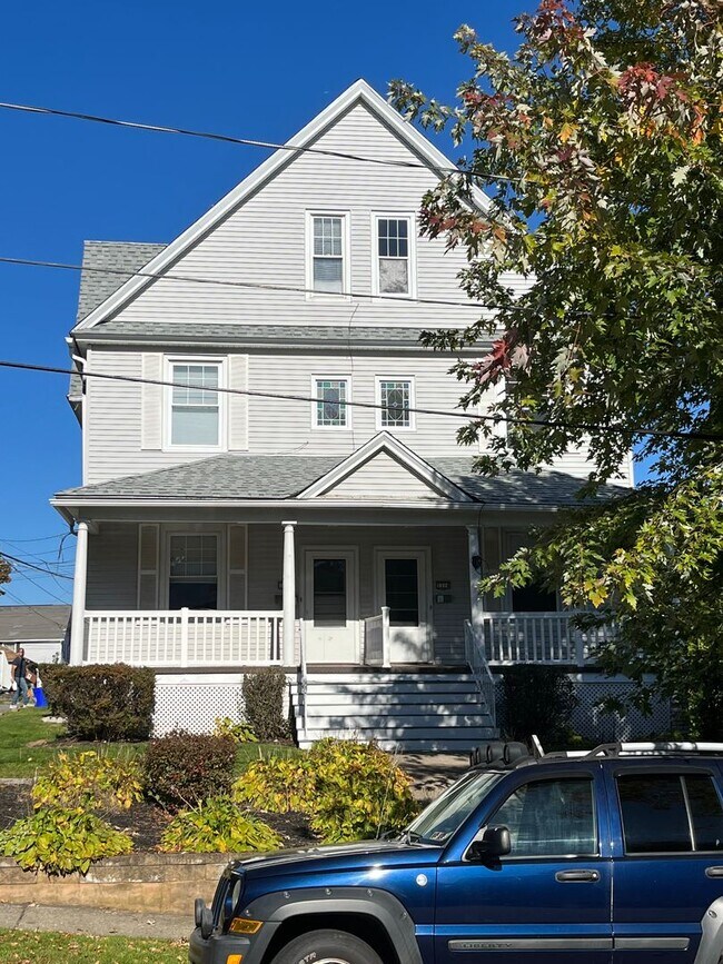 Primary Photo - 1314-1316 Schlager St